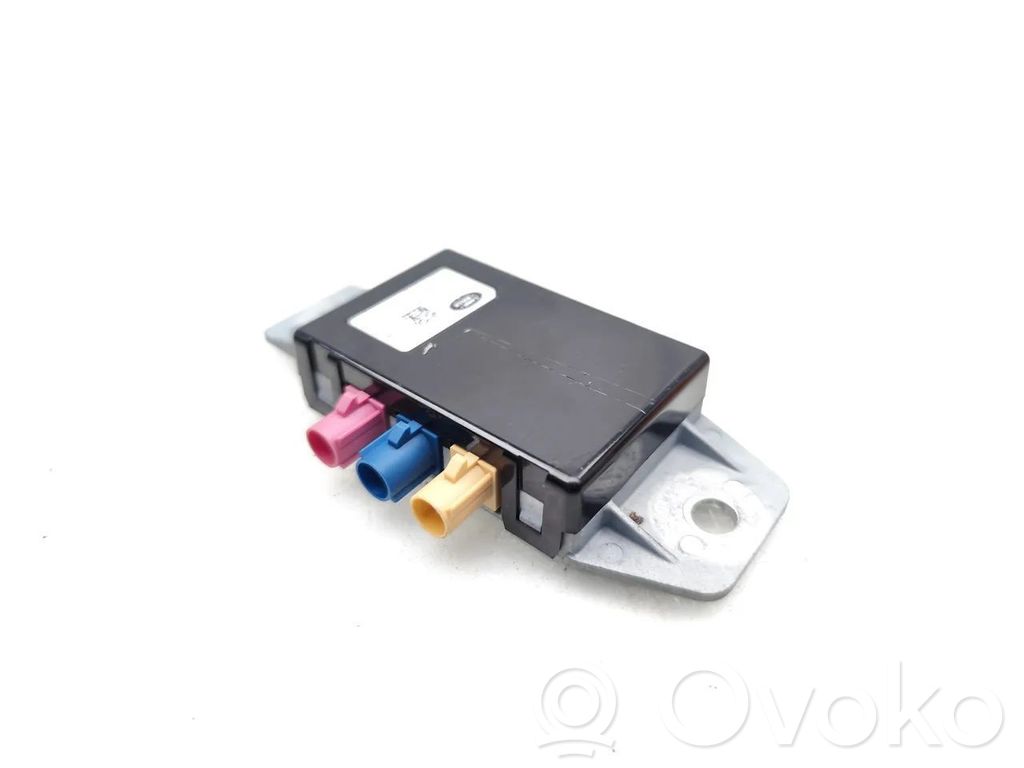 Land Rover Discovery 4 - LR4 Antenos stiprintuvas 