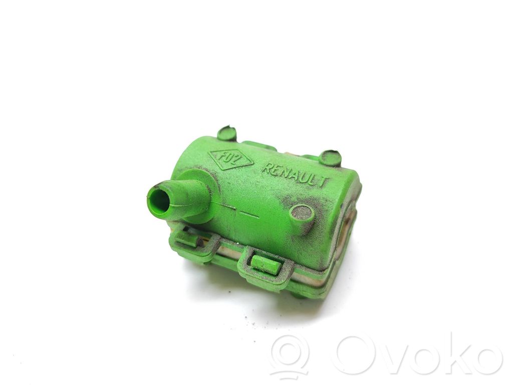 Renault Trafic III (X82) Other engine bay part 