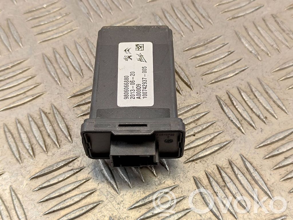 Citroen C4 II Picasso Sonstige Steuergeräte / Module 
