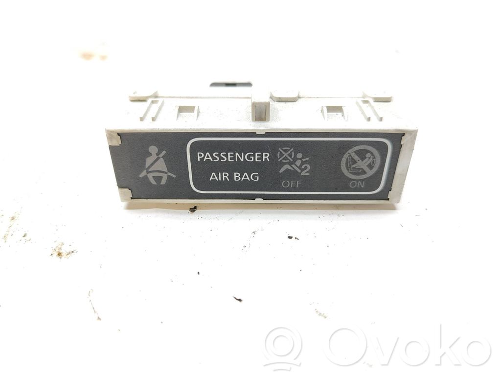 Renault Trafic III (X82) Other dashboard part 