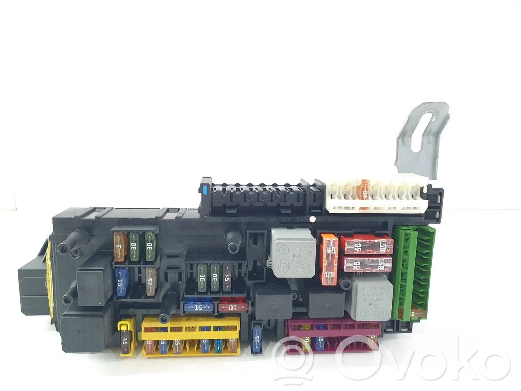 Mercedes-Benz E W212 Fuse module 