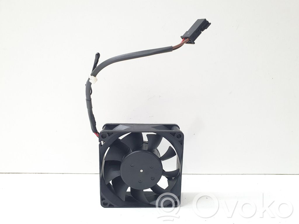 BMW 6 F12 F13 Engine control unit/module fan 