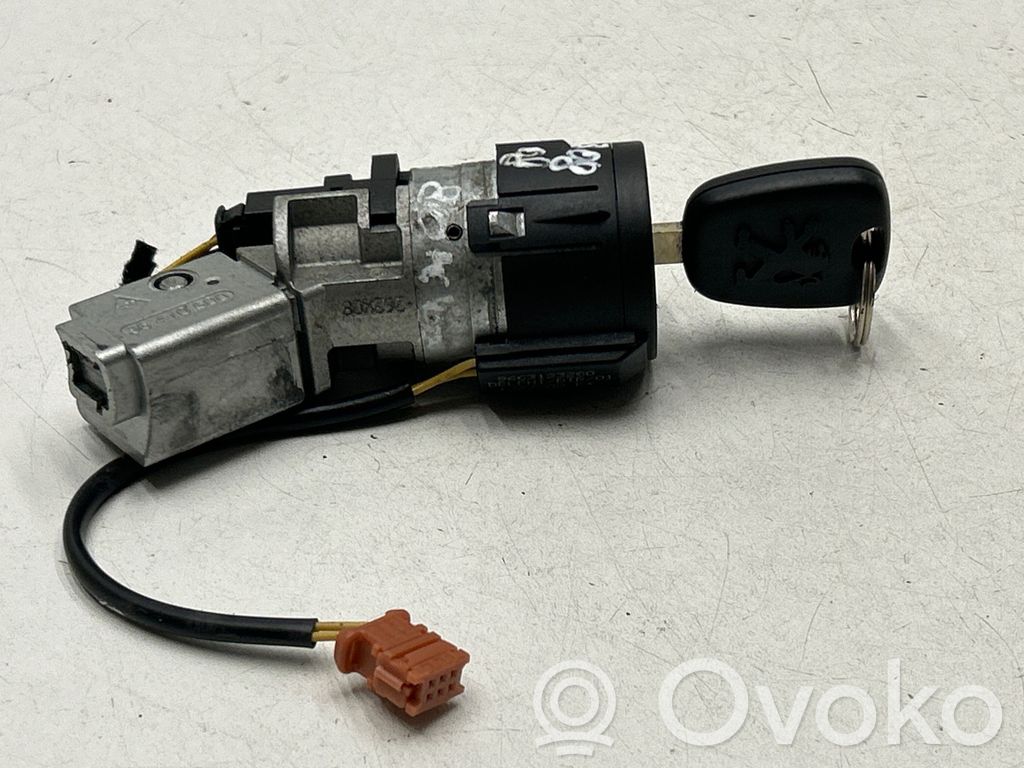 Peugeot 308 SW  Ignition lock 