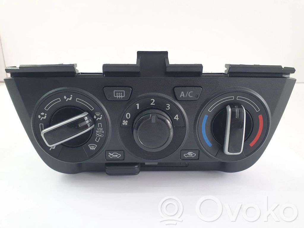 Suzuki Swift III Climate control unit 