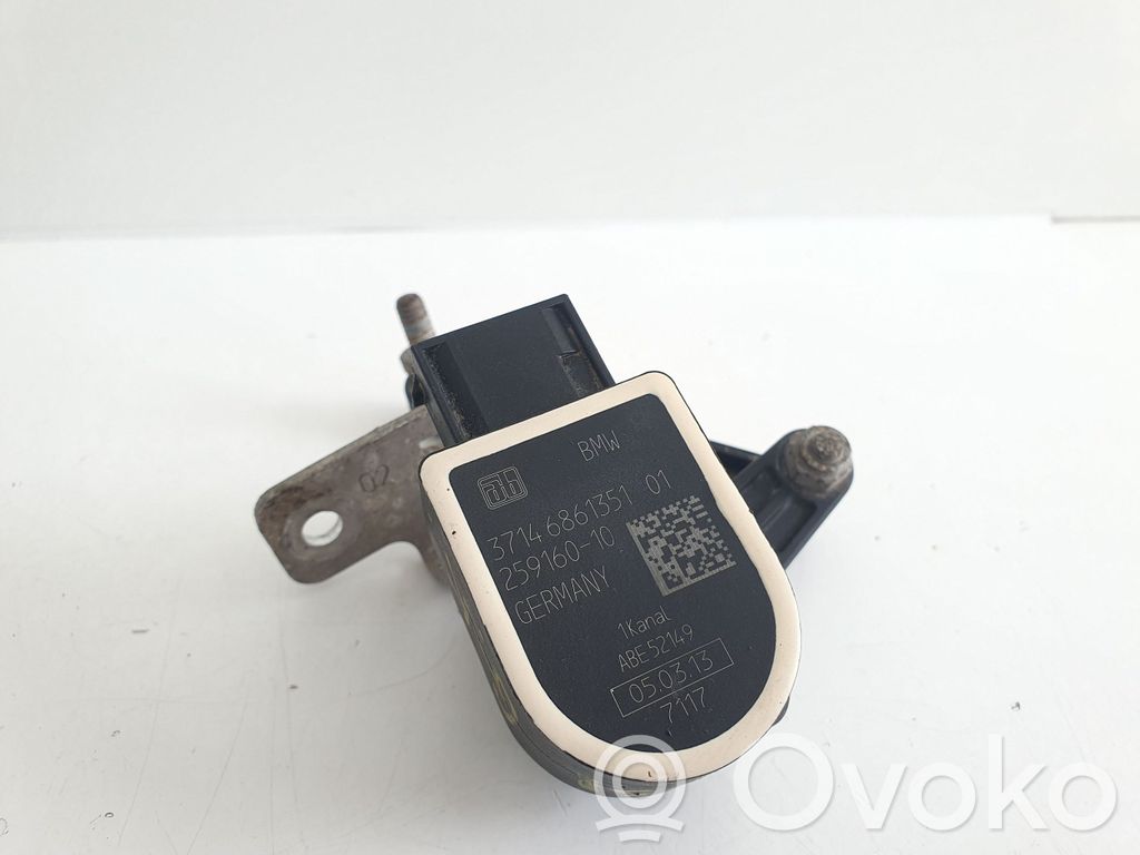 BMW 5 F10 F11 Rear air suspension level height sensor 