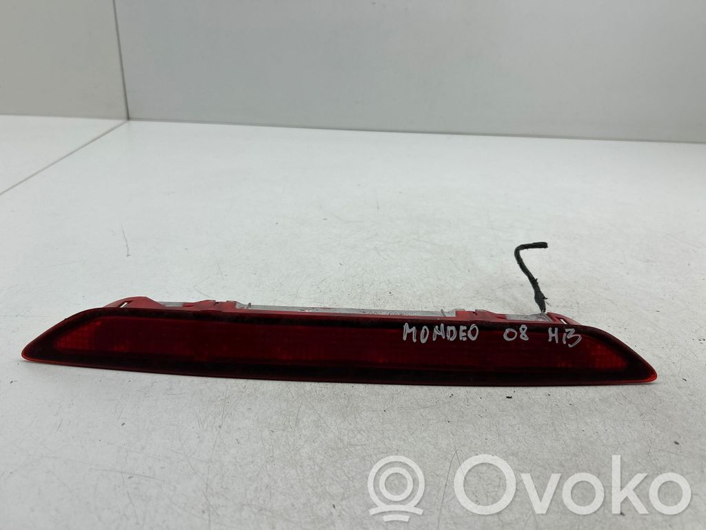 Ford Mondeo MK IV Trzecie światło stop 