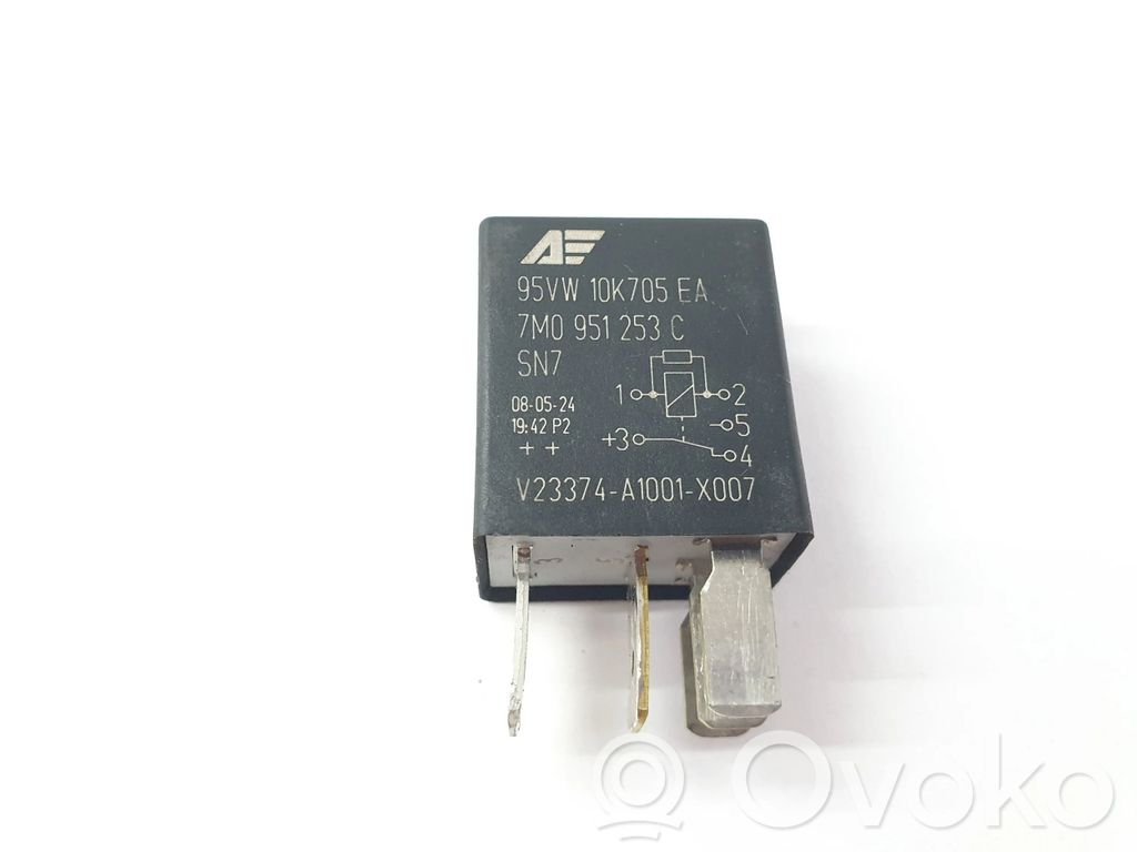 Audi A4 S4 B8 8K Muu rele 