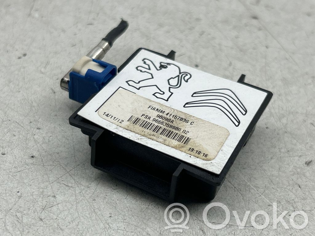 Peugeot 508 Antenos stiprintuvas 
