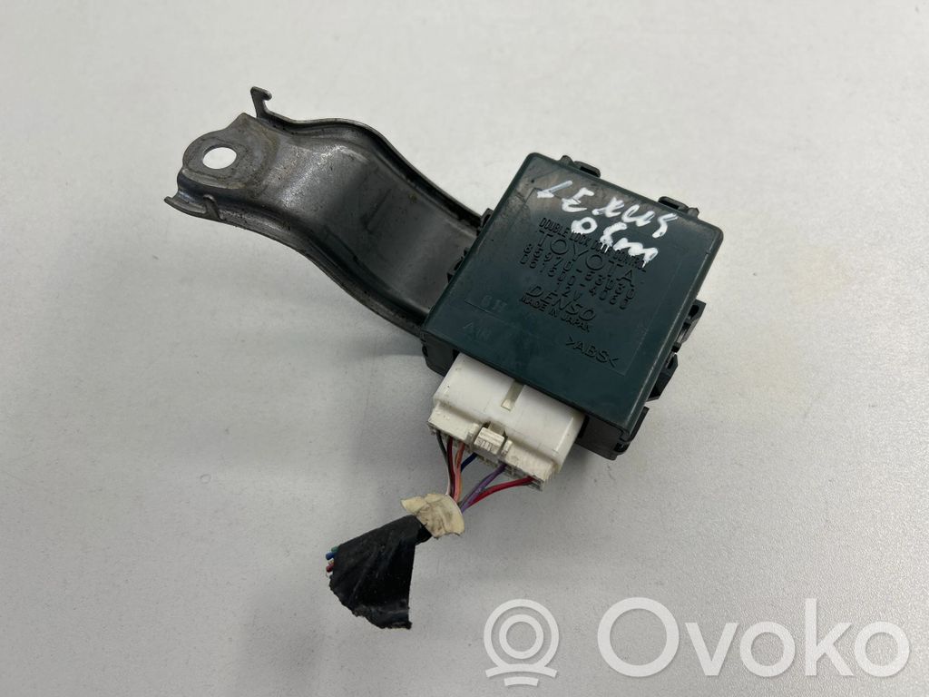 Lexus IS 220D-250-350 Unité de commande module de porte 