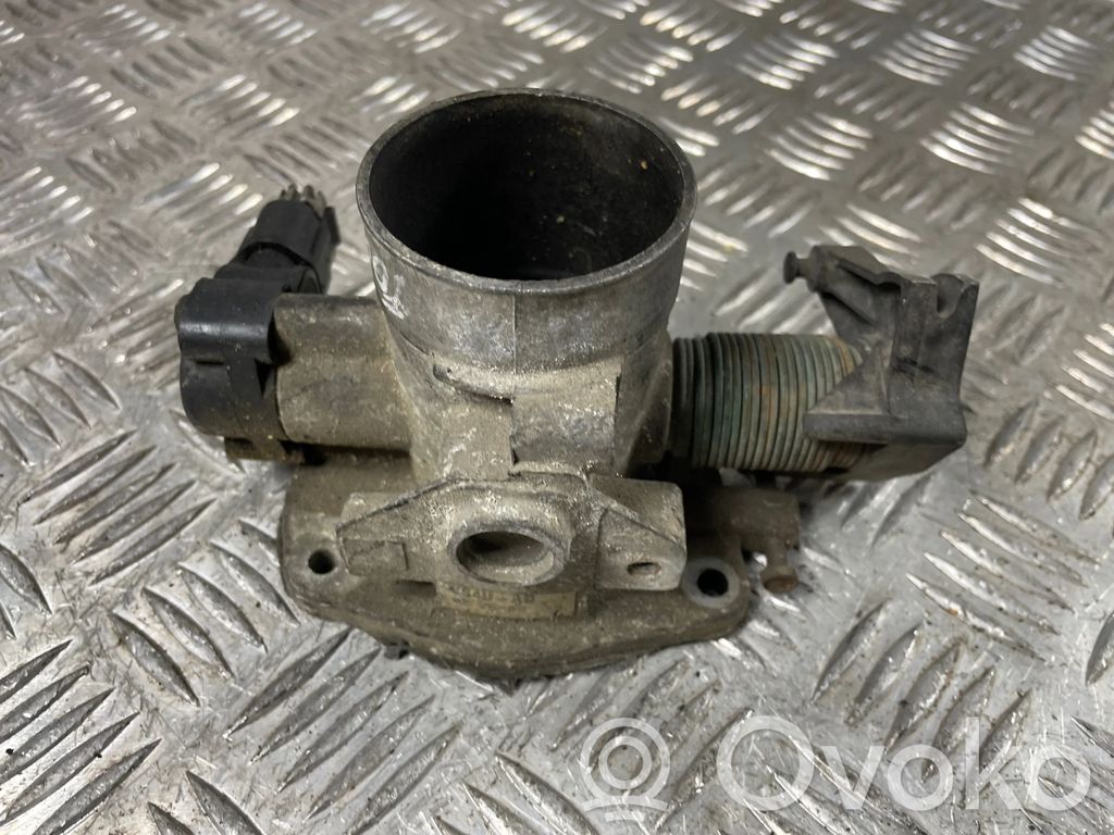 Throttle valve   YS4UAD,022602
