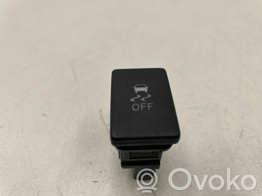 ESP (stability program) switch   15C032