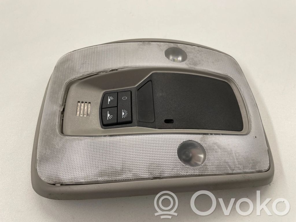 Volvo V60 Priekinių vietų apšvietimo žibintas 