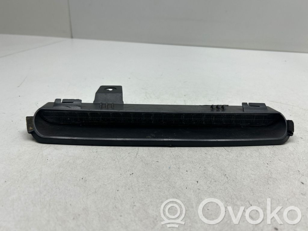 Volvo S40, V40 Third/center stoplight 