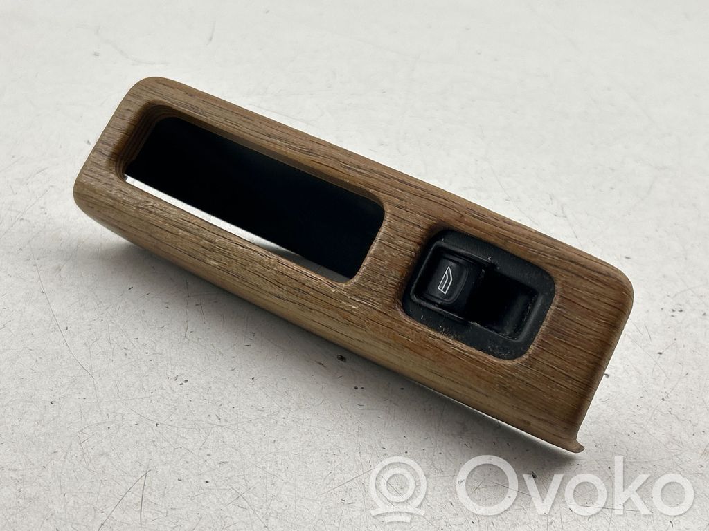 Volvo V50 Electric window control switch 