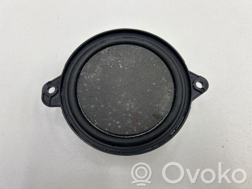 Audi Q3 F3 Front door speaker 