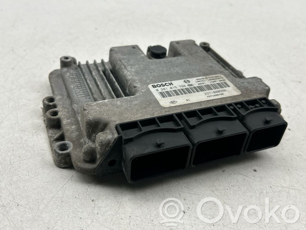 Renault Megane III Engine control unit/module 