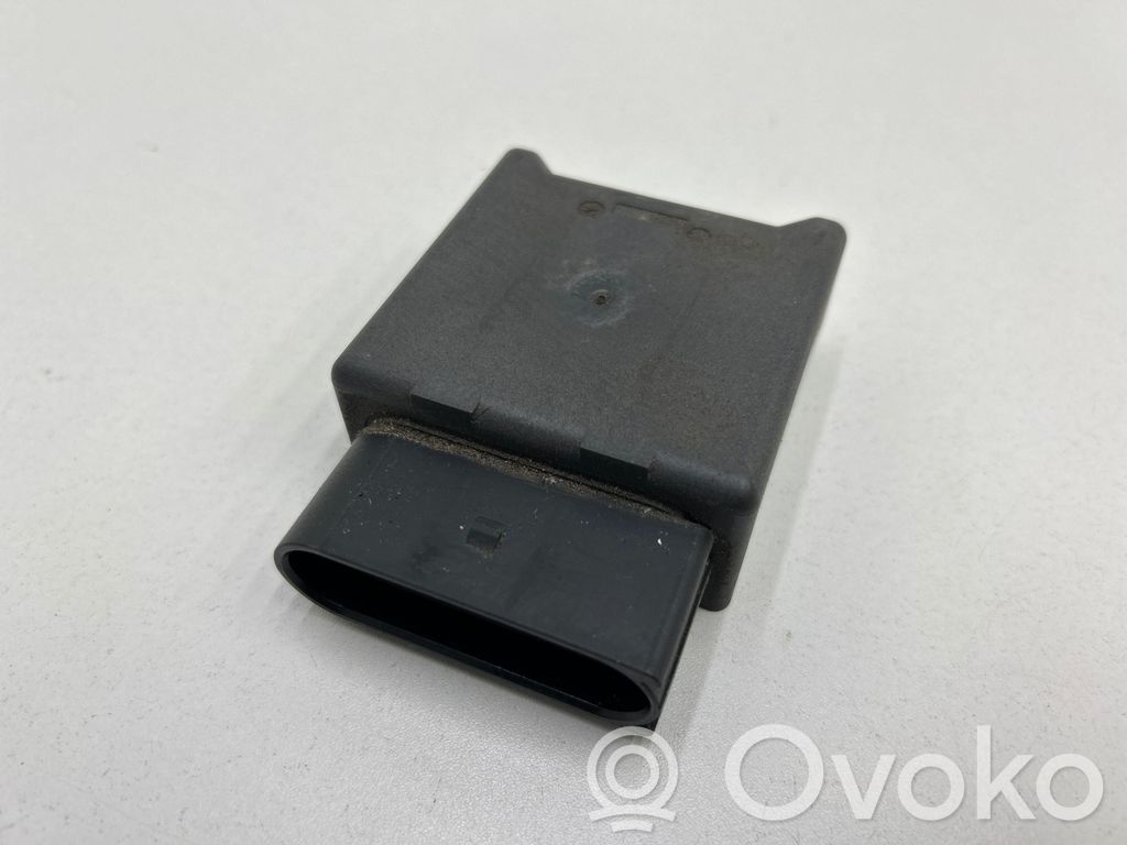 Audi Q3 F3 Fuel injection pump control unit/module 