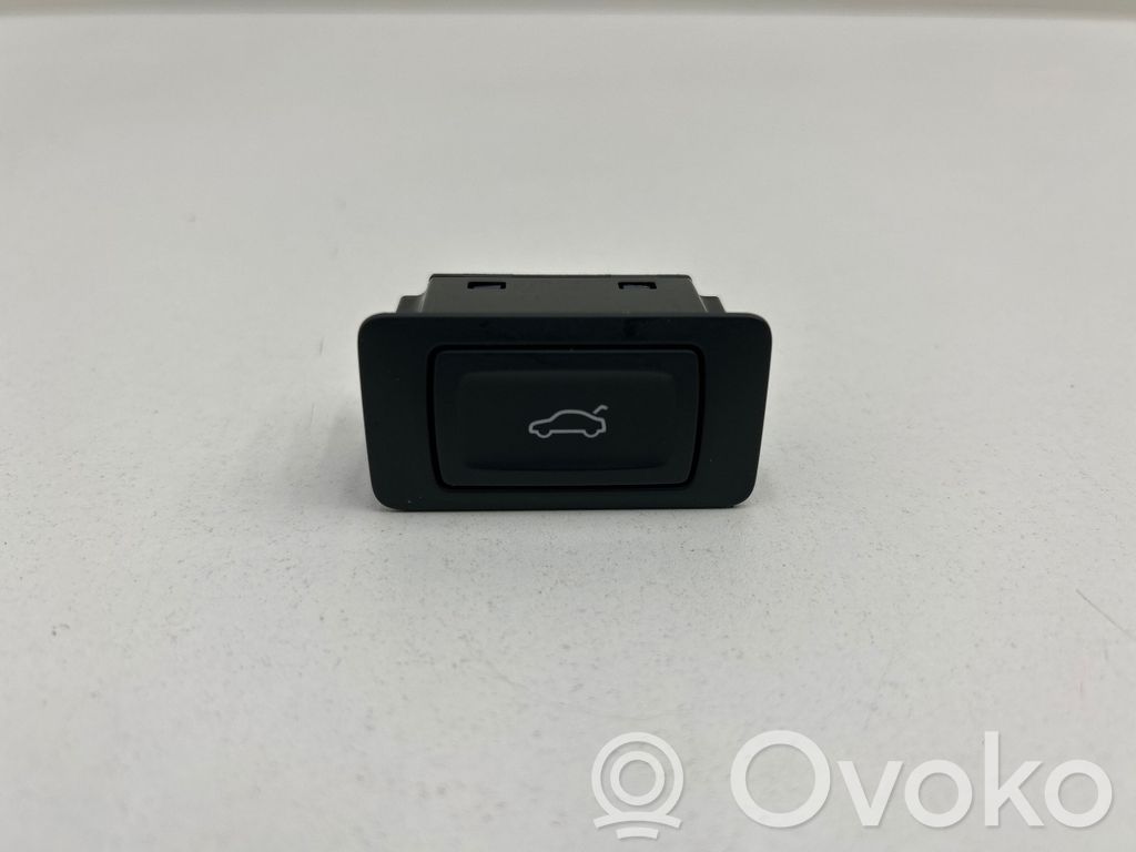 Audi Q3 F3 Tailgate/boot open switch button 