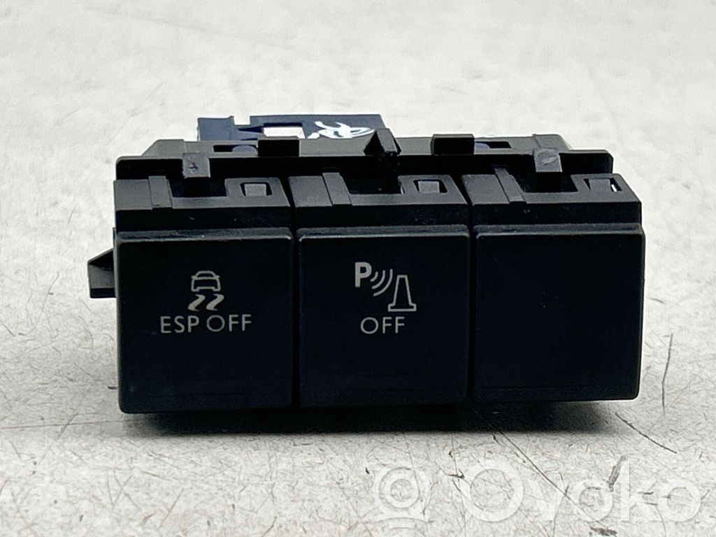 Peugeot 508 ESP (stability program) switch 