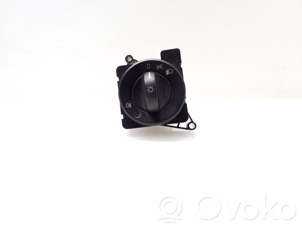 Mercedes-Benz Sprinter W906 Interruptor de luz 