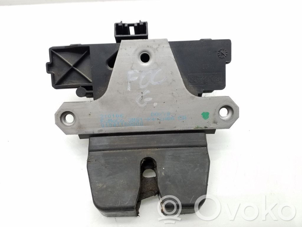 Ford Focus Aizmugurējā pārsega slēdzene 