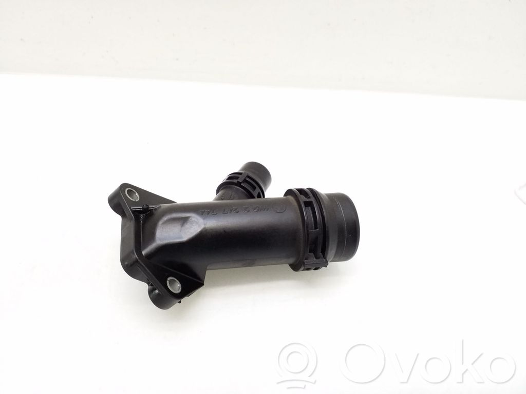 BMW 5 E60 E61 Engine coolant pipe/hose 