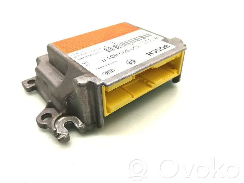 Volkswagen Touareg I Airbag control unit/module 