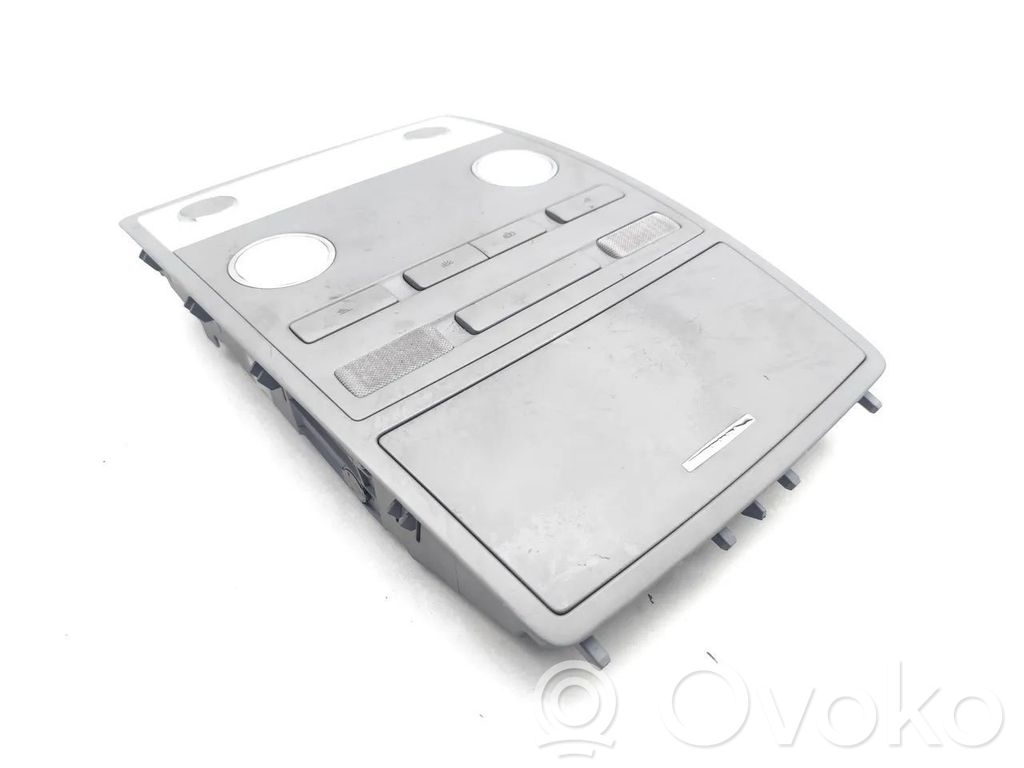 Volkswagen Phaeton Front seat light 