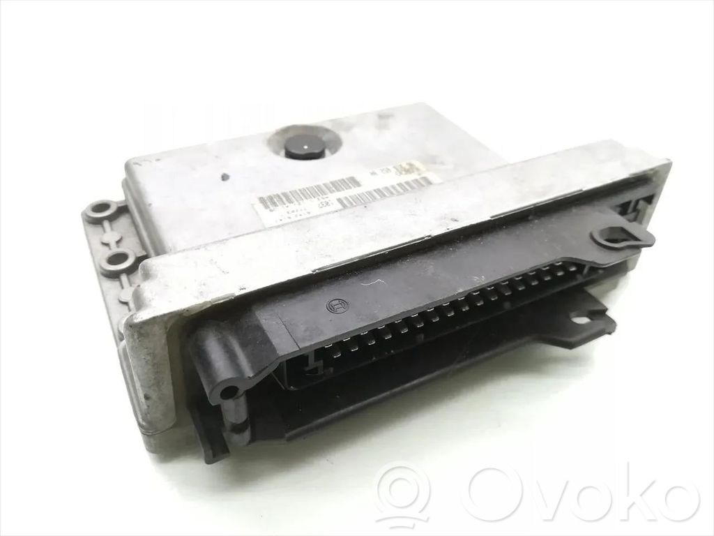 Peugeot 406 Engine control unit/module 