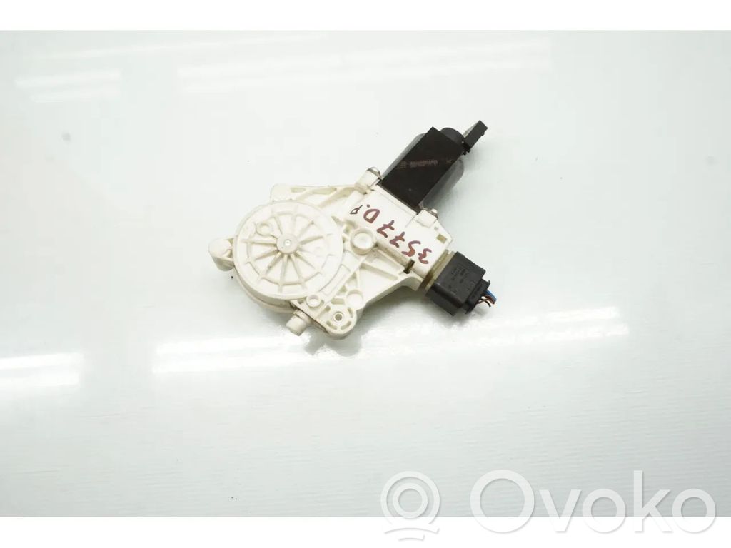 BMW 3 E92 E93 Front door window regulator motor 