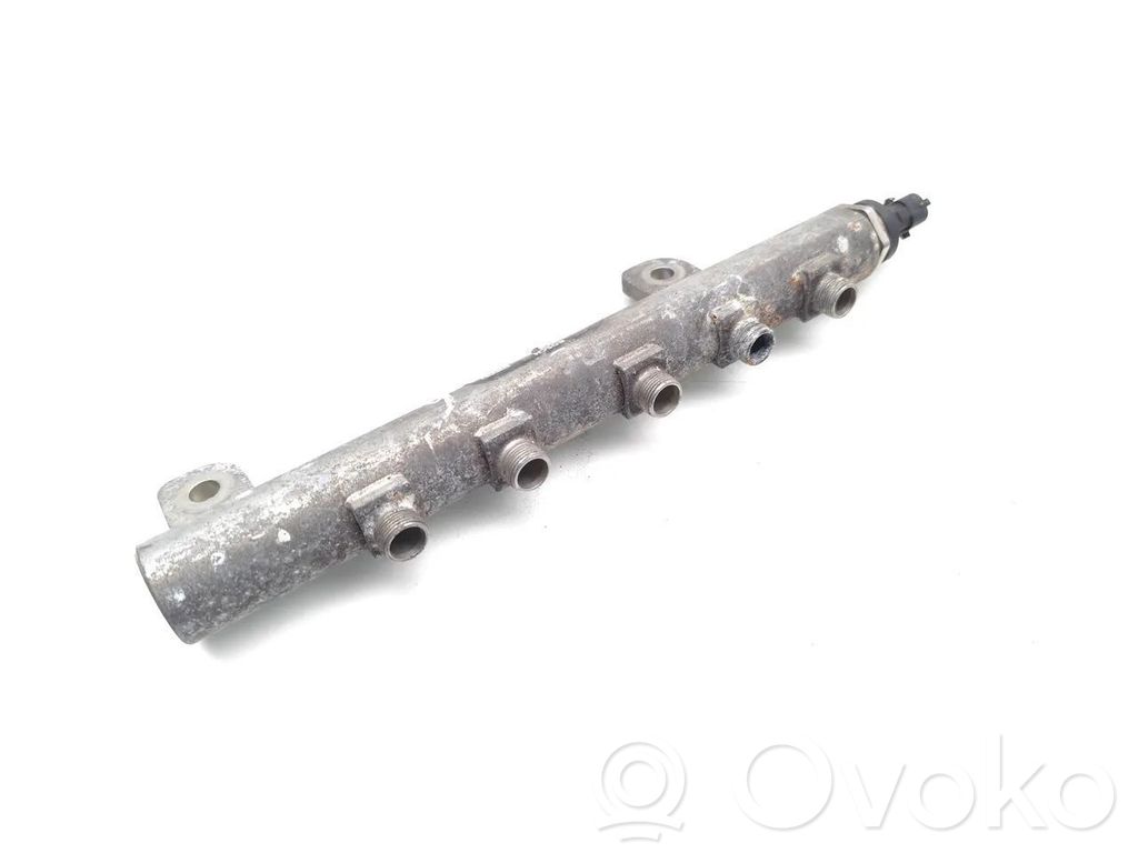 Opel Astra H Fuel main line pipe 