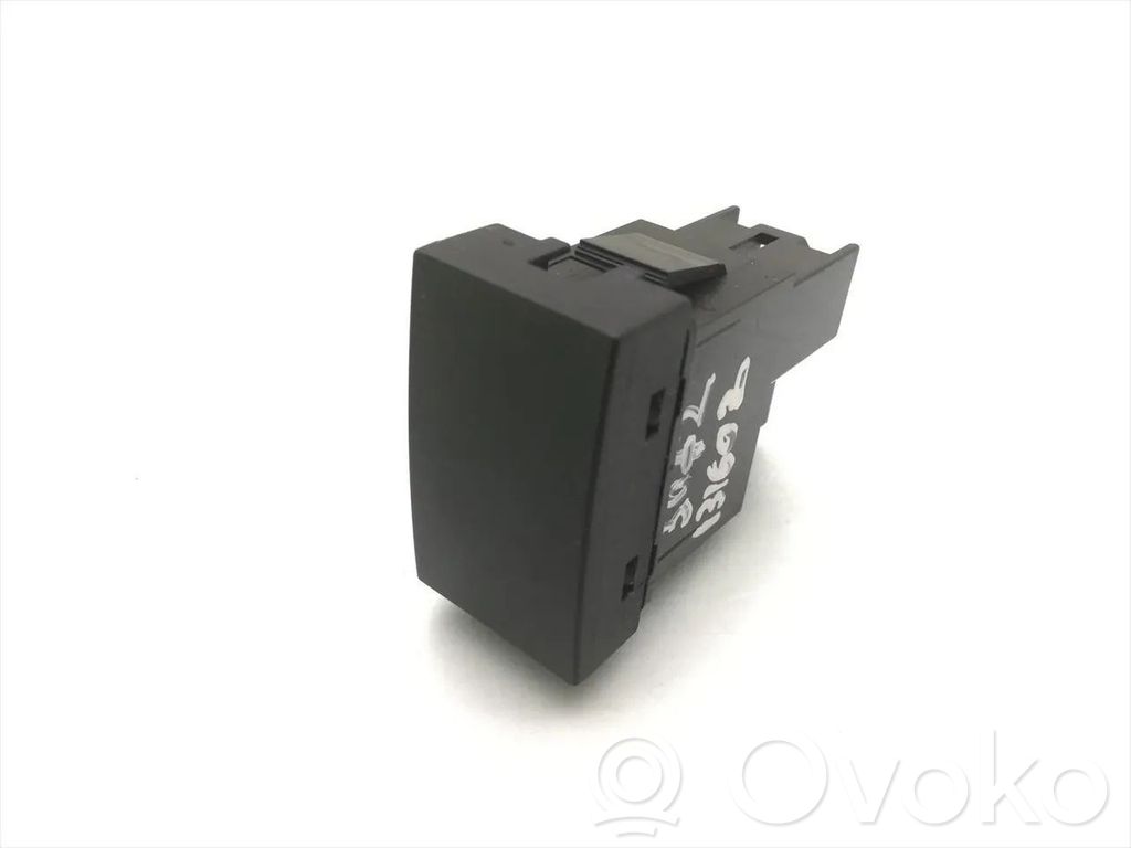 Mazda 3 II Other switches/knobs/shifts 