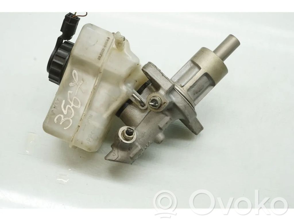 BMW 3 E90 E91 Master brake cylinder 