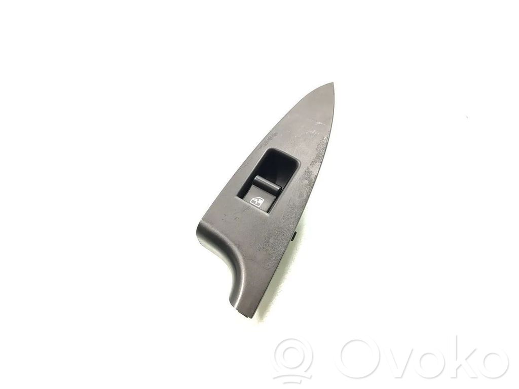 Alfa Romeo Giulietta Electric window control switch 