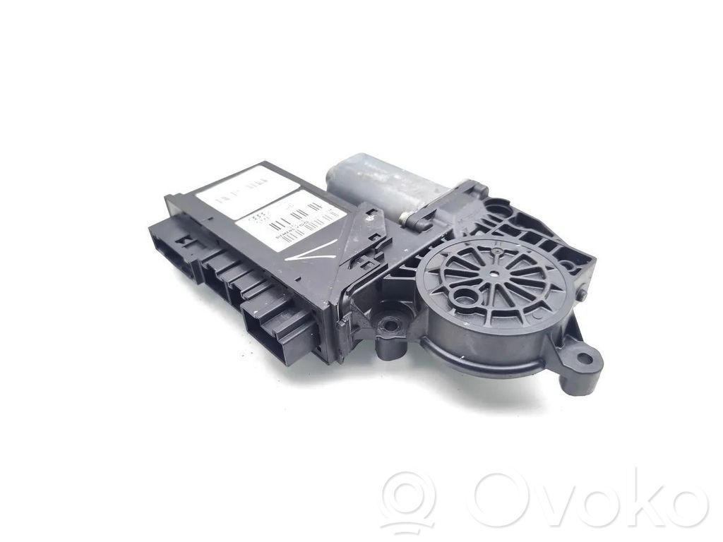 Audi A8 S8 D3 4E Galinis varikliukas langų pakėlėjo 