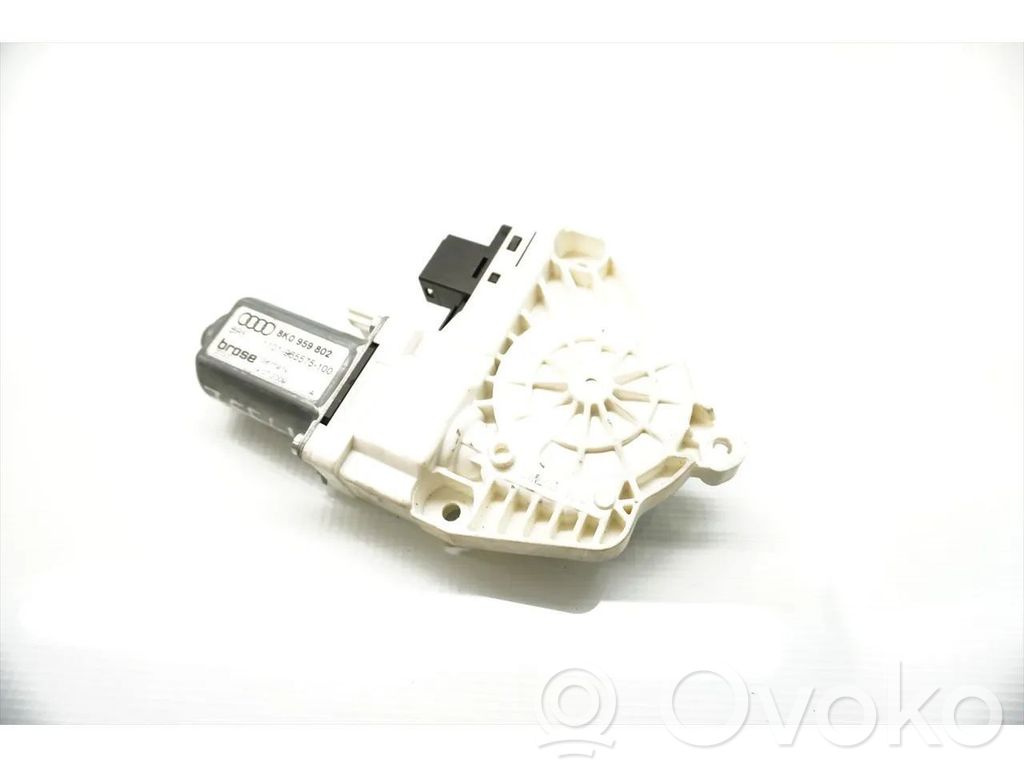 Audi A5 8T 8F Silnik regulatora szyby drzwi przednich 