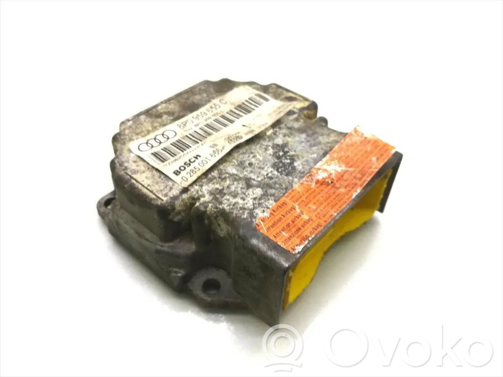 Audi A3 S3 8P Airbag control unit/module 