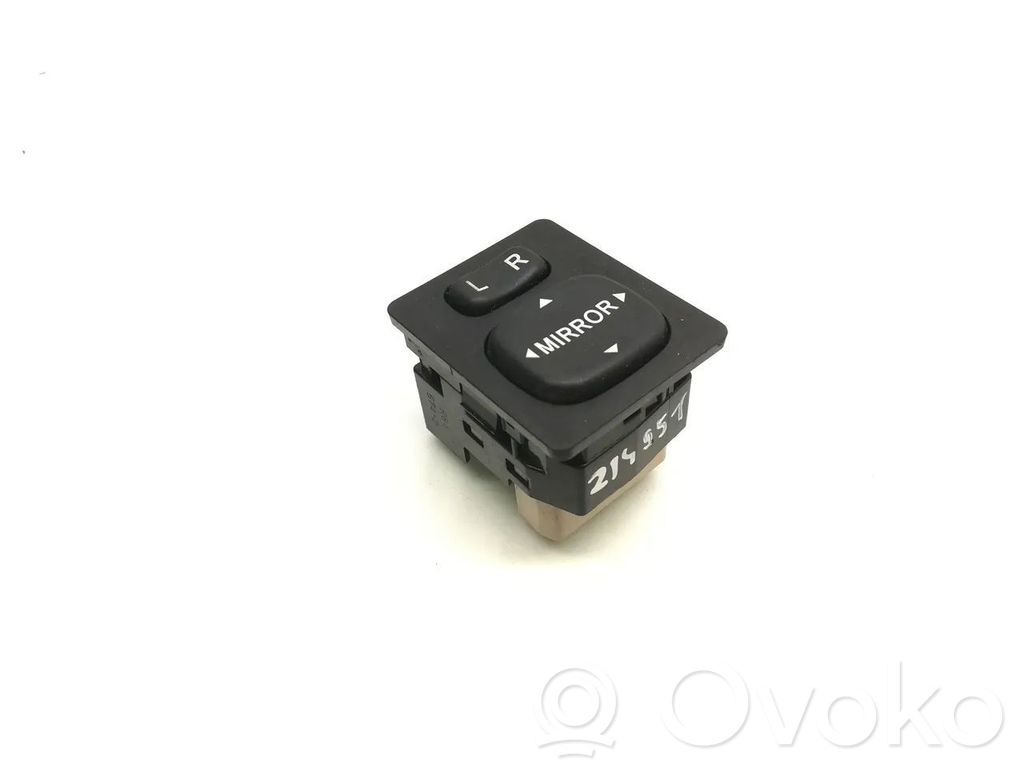 Toyota Yaris Wing mirror switch 