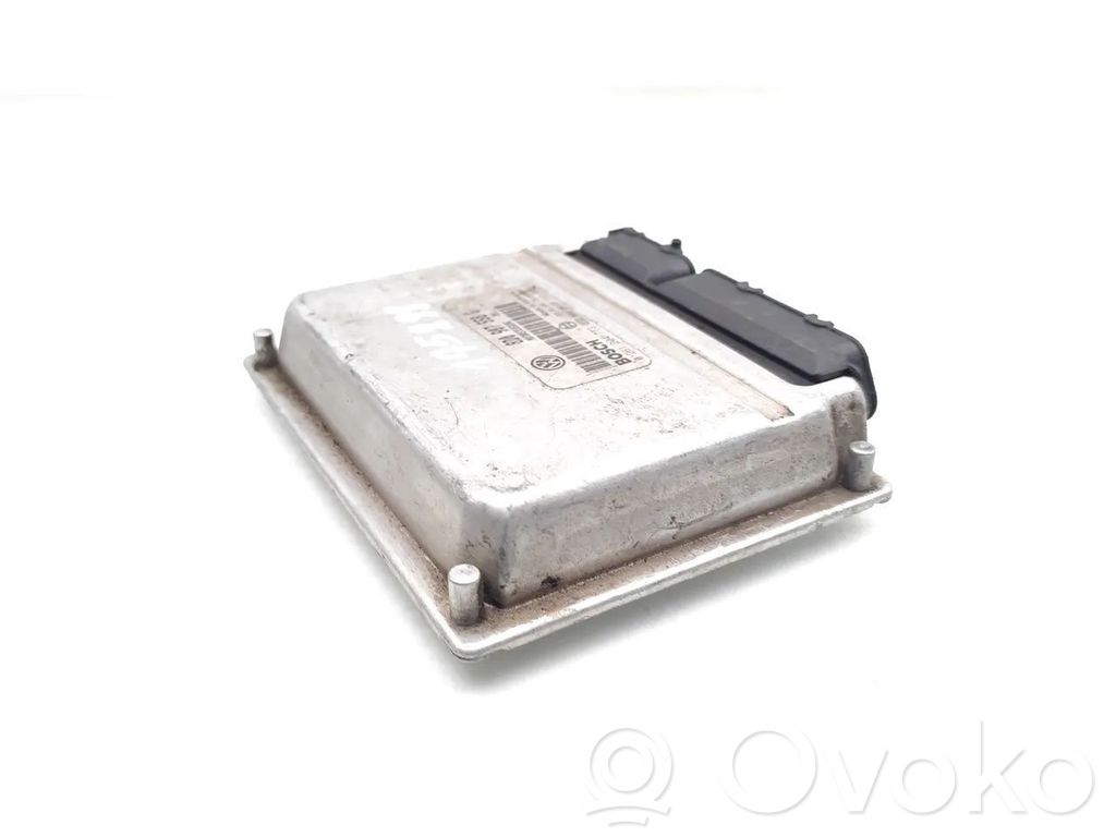Volkswagen PASSAT B5 Engine control unit/module 