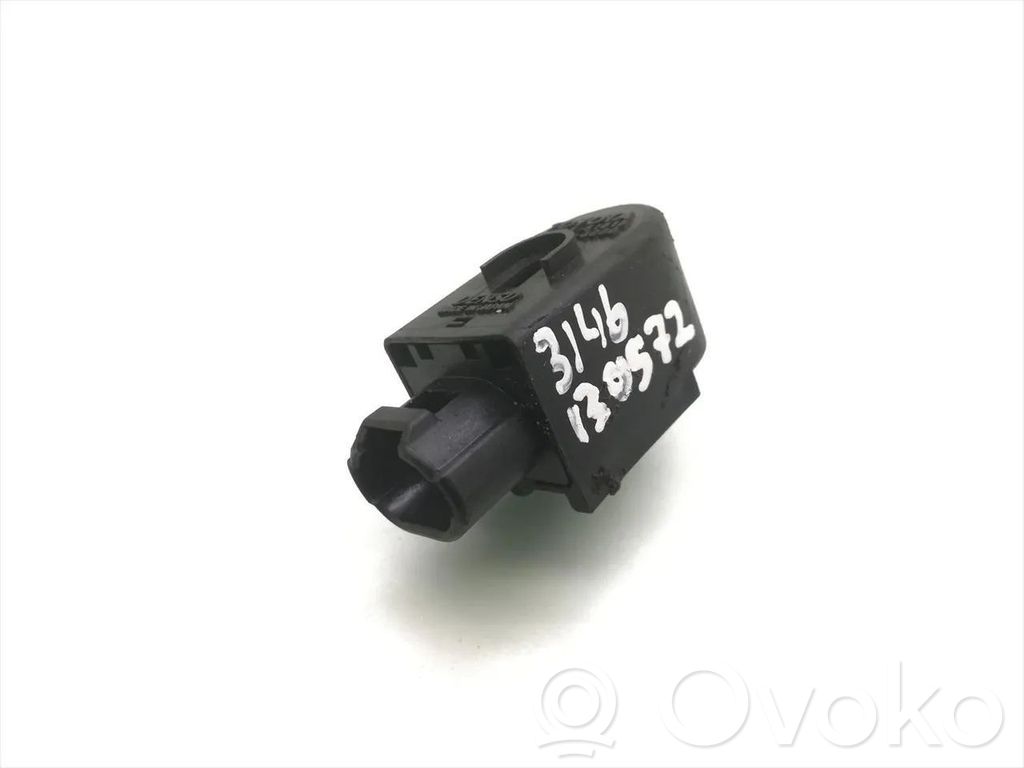 Toyota Avensis T220 Horn buzzer relay 