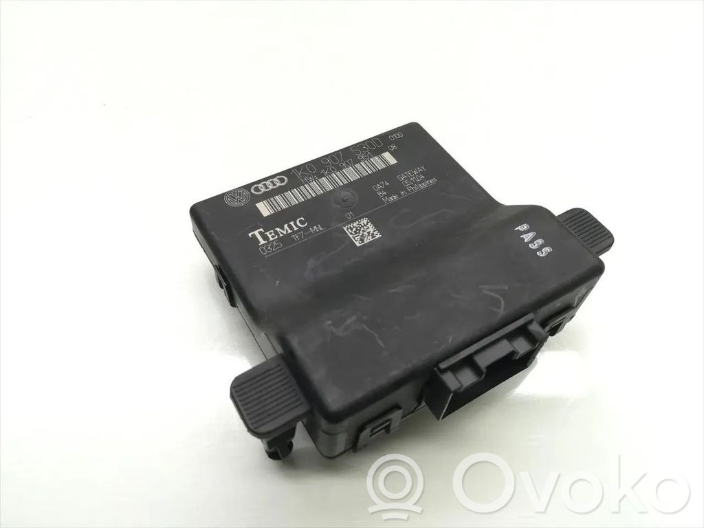 Audi A3 S3 8P Gateway control module 
