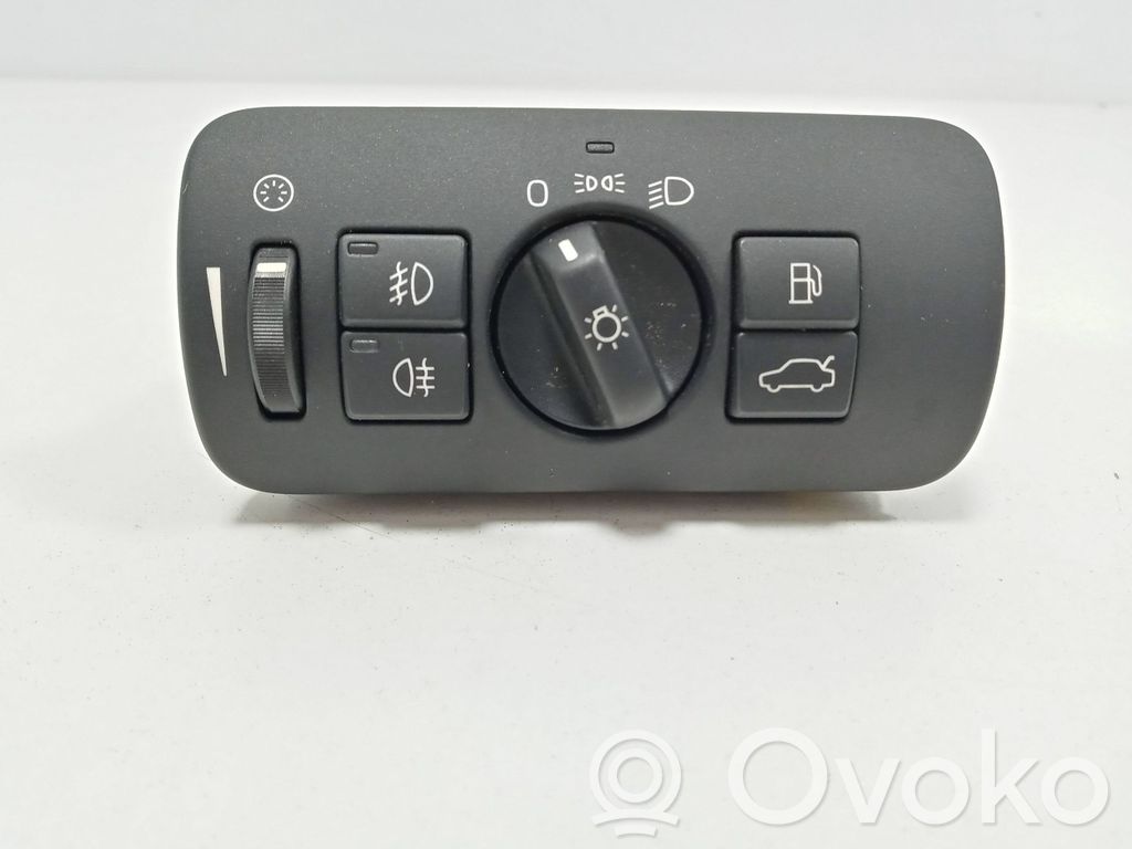 Volvo V70 Light switch 