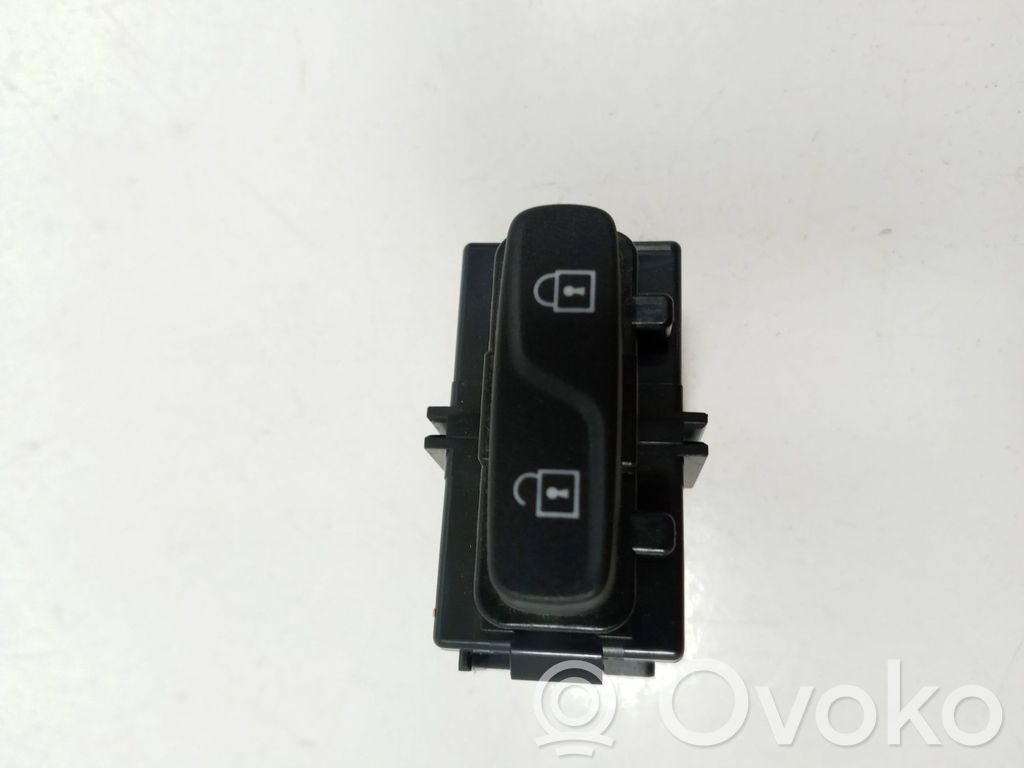 Volvo XC60 Central locking switch button 