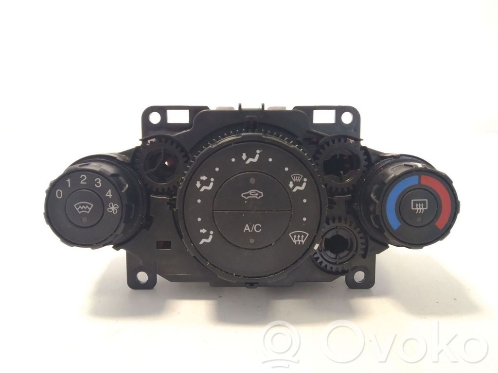 Ford Fiesta Climate control unit 