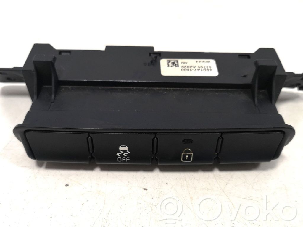 KIA Ceed Traction control (ASR) switch 