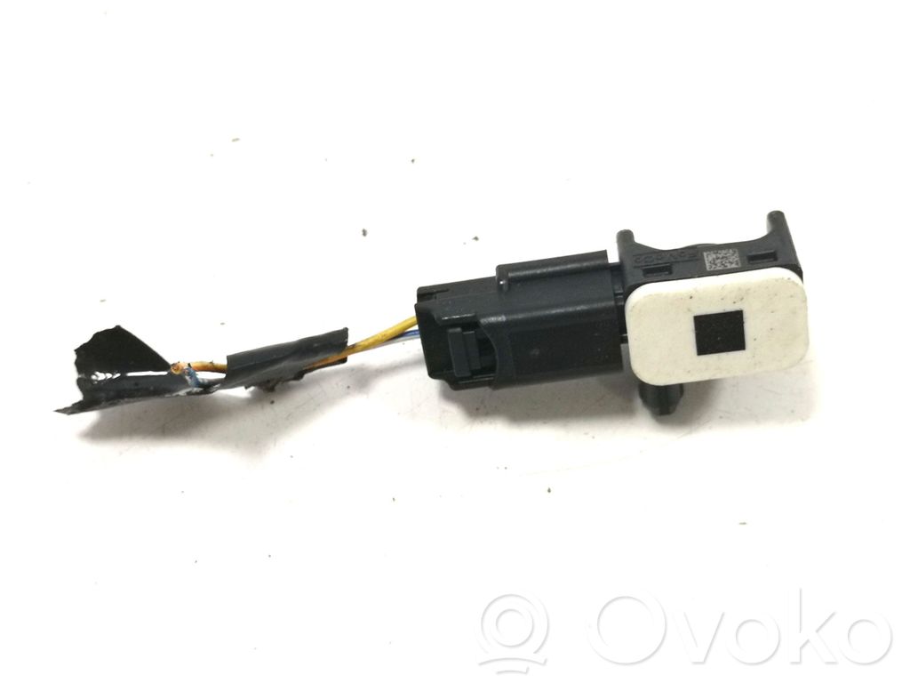 Ford Focus C-MAX Airbag deployment crash/impact sensor 