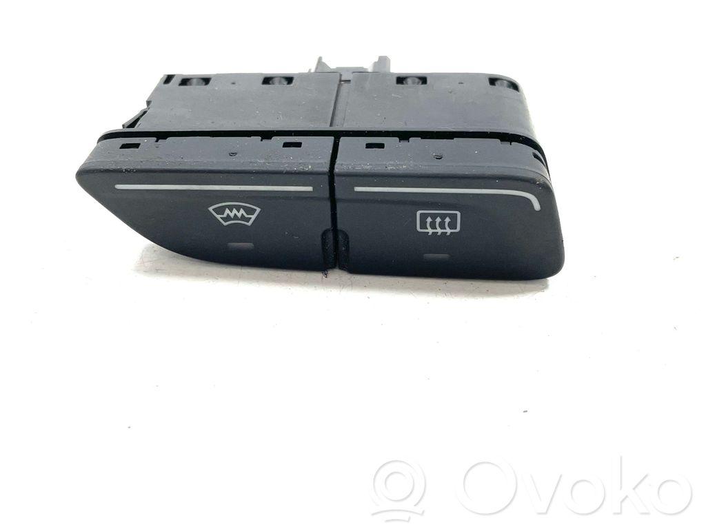 Ford Focus Windscreen/window heater switch 