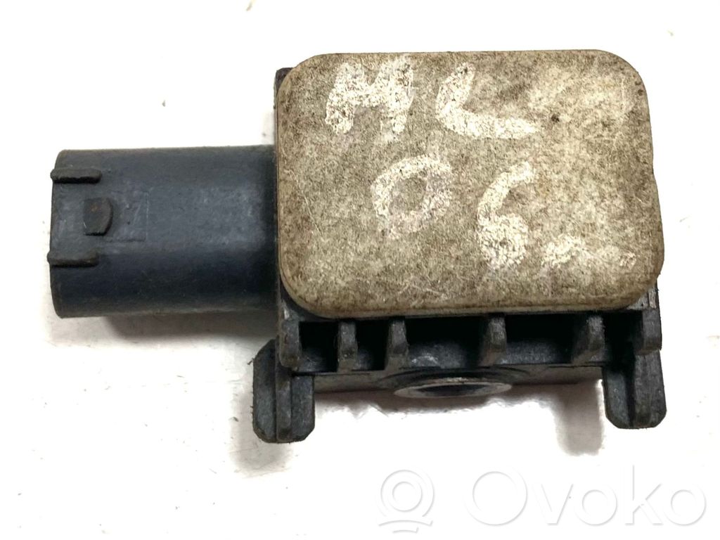 Mercedes-Benz ML W164 Airbag deployment crash/impact sensor 