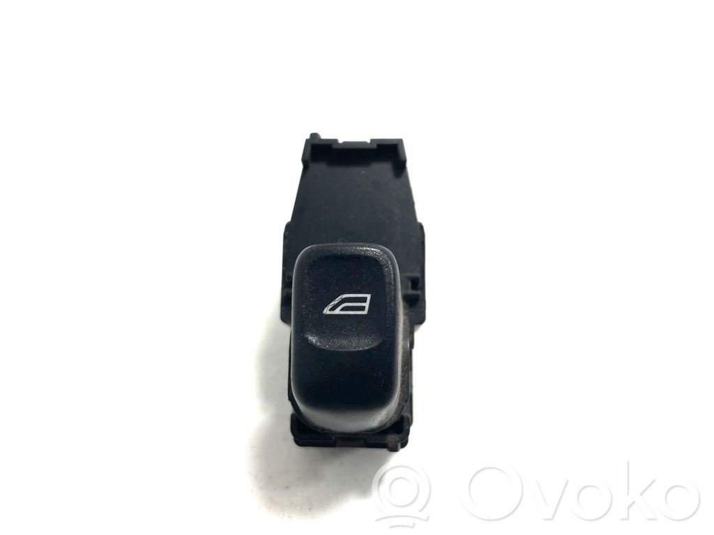 Volvo S60 Electric window control switch 
