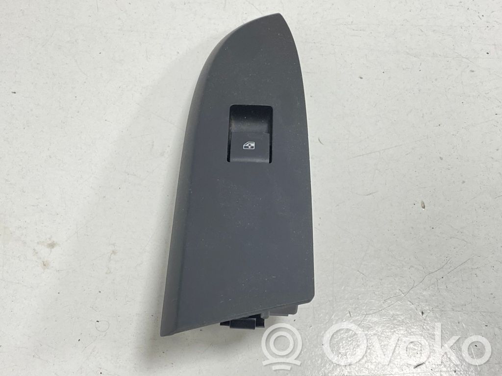 Chevrolet Volt I Electric window control switch 